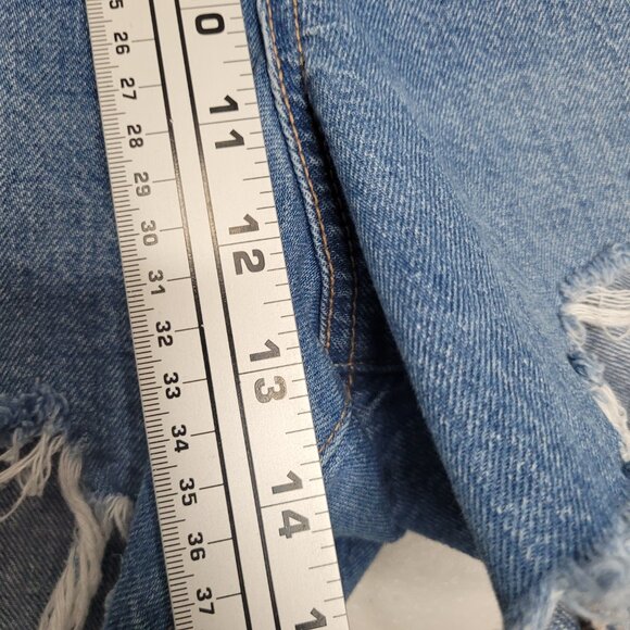 American Eagle highest rise 90s boyfriend shorts distressed stretch size 14 - Picture 7 of 7